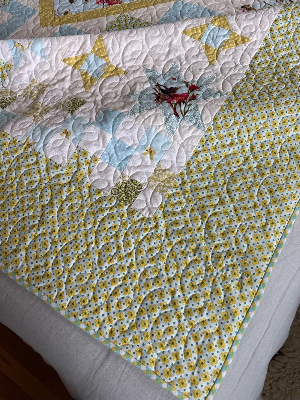 Patchwork Quilt Queen Size  Hand Made  EUC